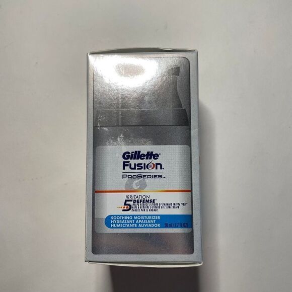 Gillette Fusion ProSeries 5 Irritation Defense Soothing Moisturizer 1.7 fl oz - Picture 2 of 5